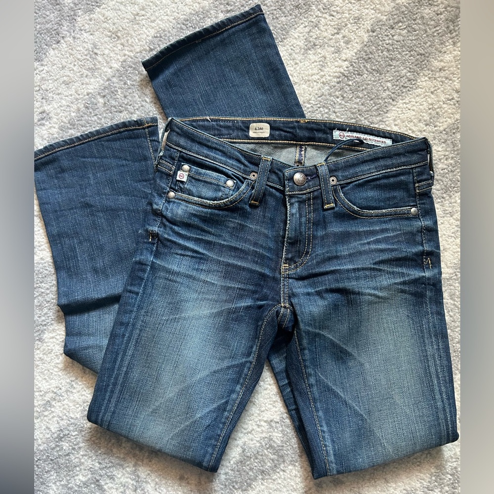 NWOT AG Kiss Slim